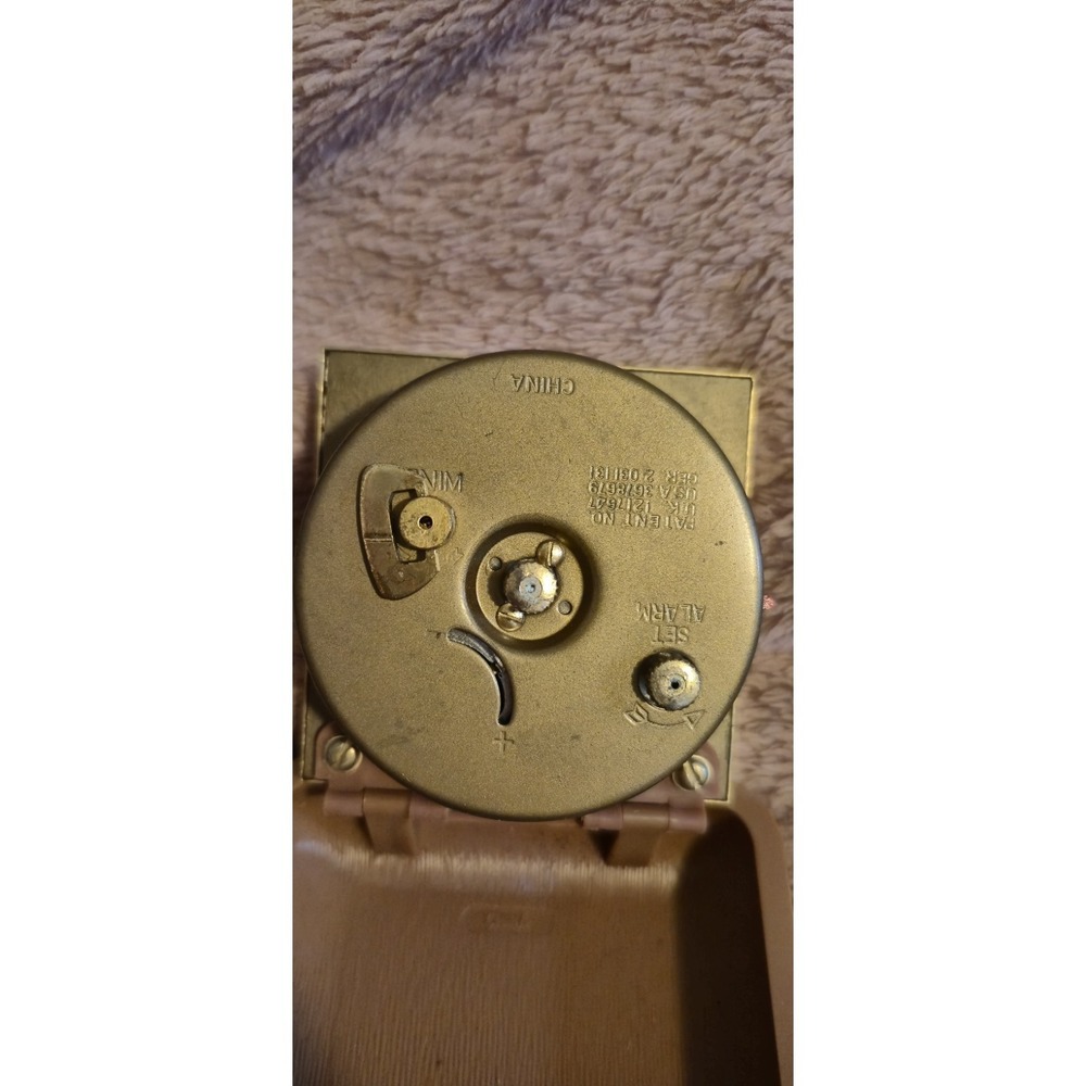 Vintage‎ Westclox Travel Alarm Clock Fold Up Brown Quartz - Picture 3 of 5